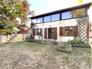 propriete à la vente -   16700  RUFFEC, surface 87 m2 vente propriete - UBI484062848